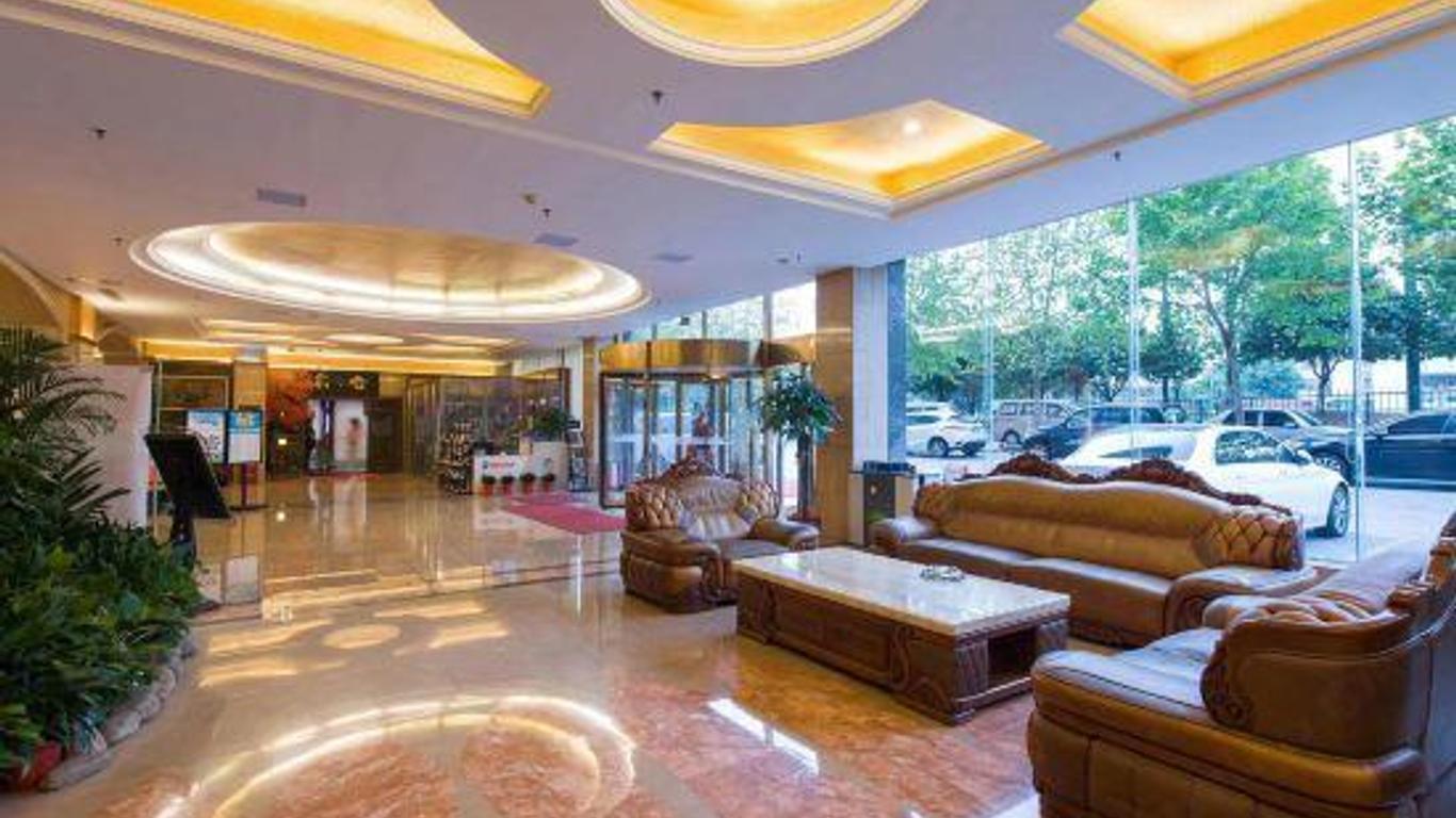 Jinxi Hotel (Changsha Songyahu Xingsha Metro Station)