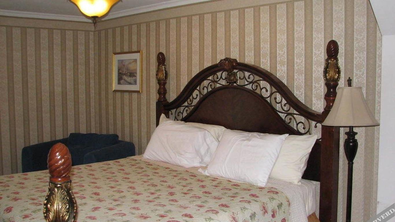 The Landings Inn and Cottages at Old Orchard Beach