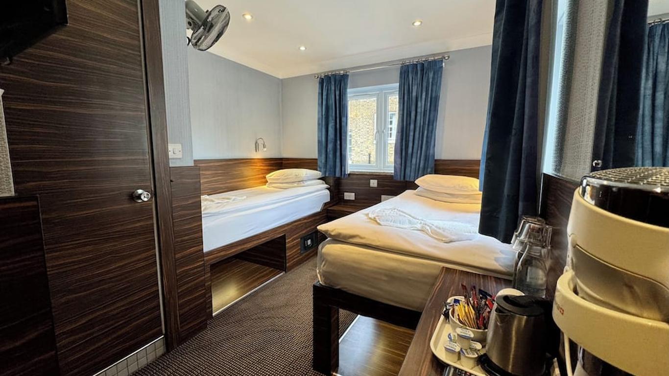 Crestfield Hotel