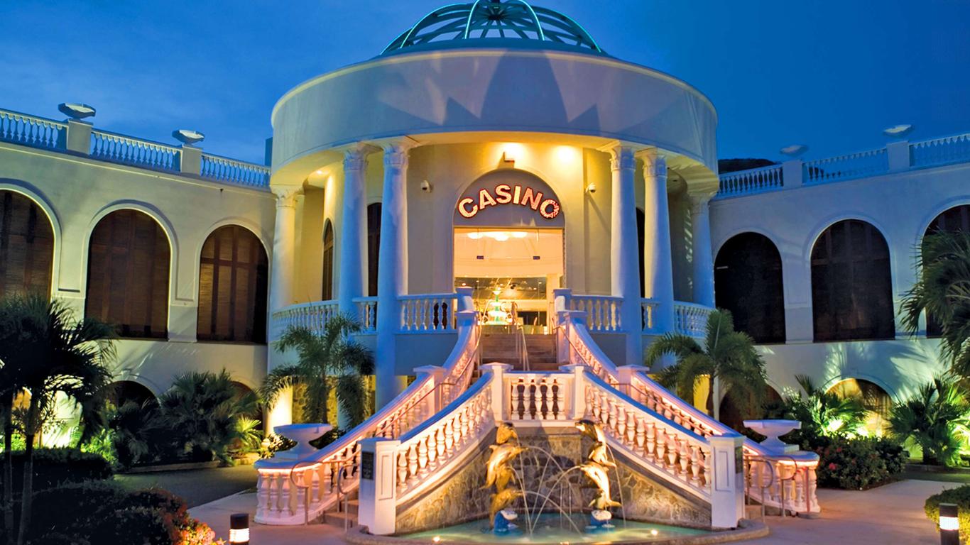 Divi Carina Bay Beach Resort & Casino
