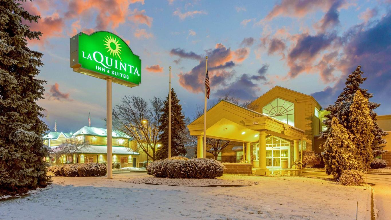 La Quinta Inn & Suites by Wyndham Appleton College Avenue