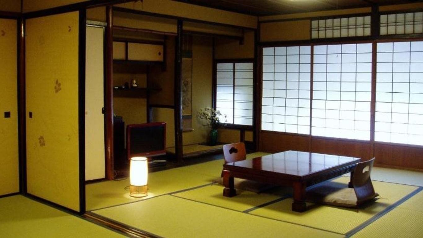 Inn Kawashima
